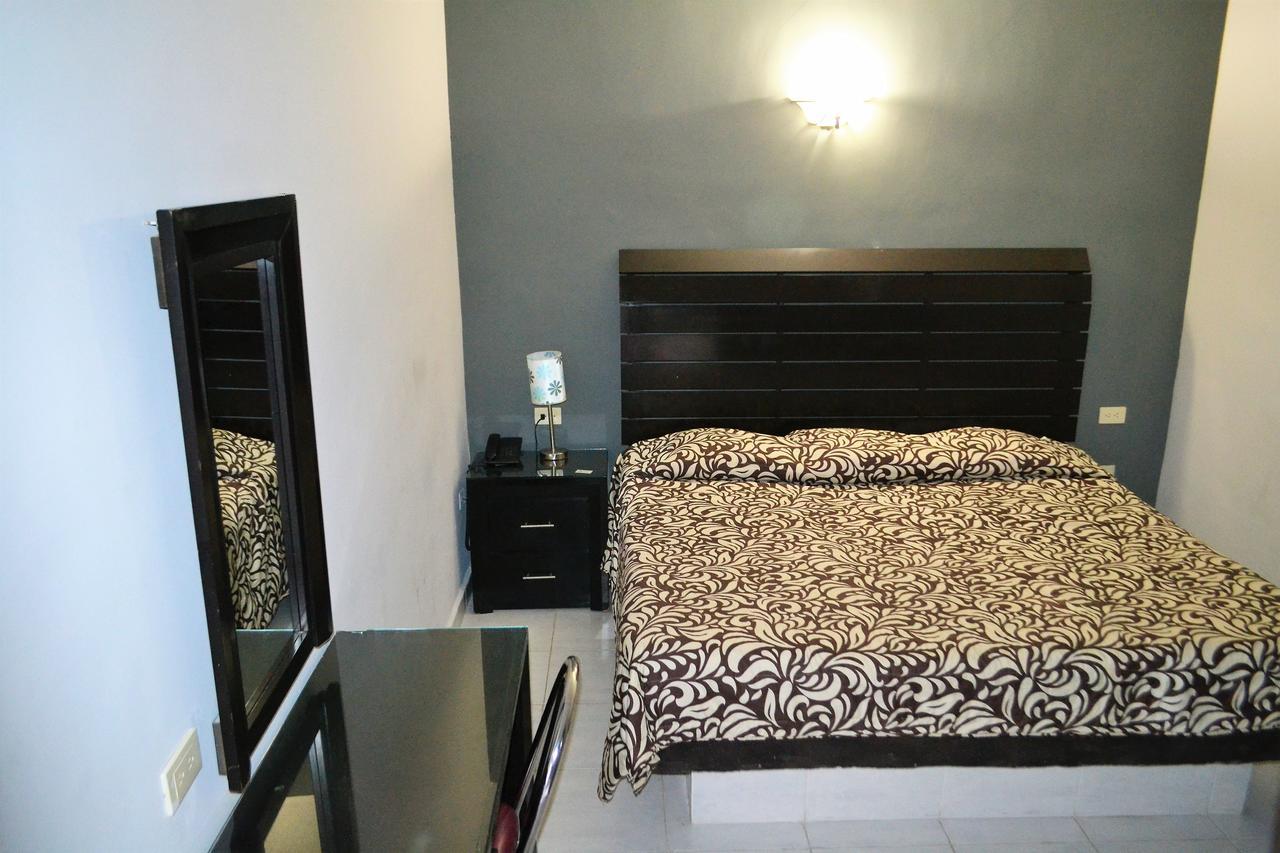 Hotel Laguna Inn Torreon Ngoại thất bức ảnh
